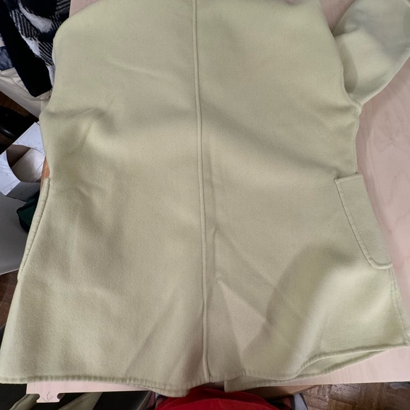 Women's Robe/Coat - Picture 4 of 5